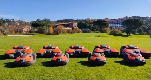 Penha Longa Resort - présente une durabilité et une innovation révolutionnaires avec une technologie robotique avancée pour l'entretien des terrai